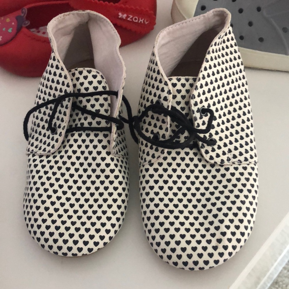 Zara baby shoes size 24